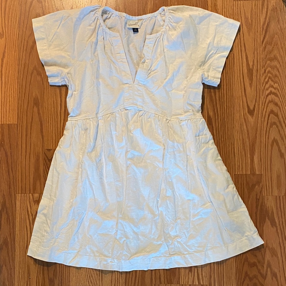 Universal Thread Casual Cream Shirt Dress